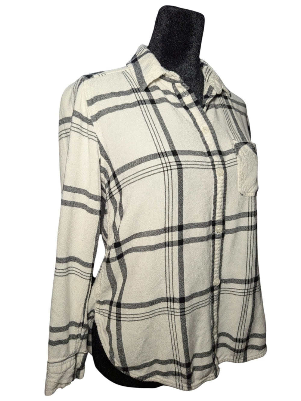 American Eagle Cream and Black Plaid Boyfriend Fit Flannel Women's Size Medium - Picture 5 of 11